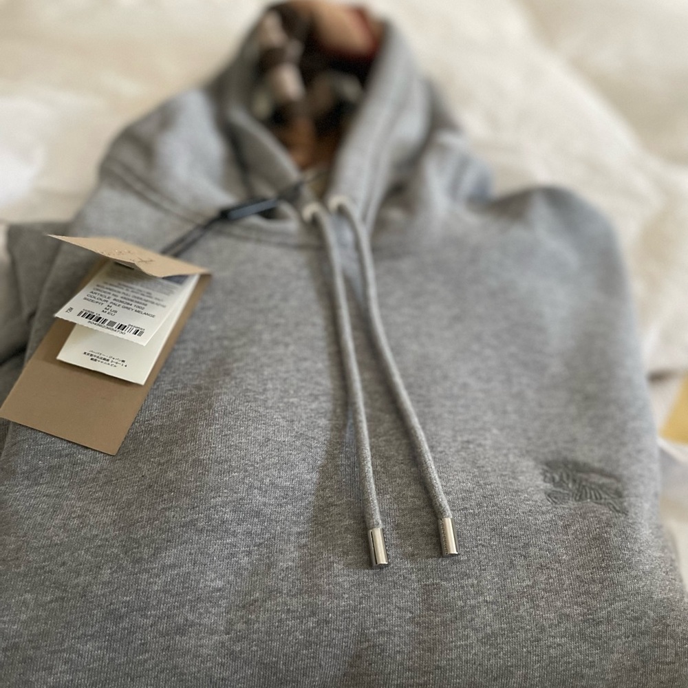 Authentic NWT Burberry Pullover Hoodie Size M. Color: Pale Grey Melanage.